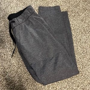 Lulu lemon on the fly pant